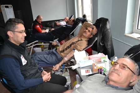 Kızılay Kulu’da kan alımına başladı