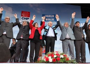 Barış süreci kimsenin tekelinde değil
