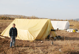 Köy olmaktan çocuk sayısıyla kurtuldu