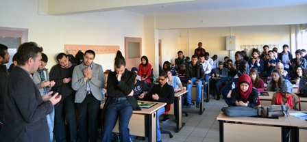 Konya TÖMER öğrencileri Çanakkale Şehitlerini unutmadı