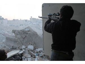 Esed güçleri karargah kaybetti