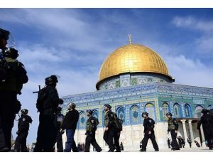 İsrail'den Mescid-i Aksa'ya girişe sınırlama