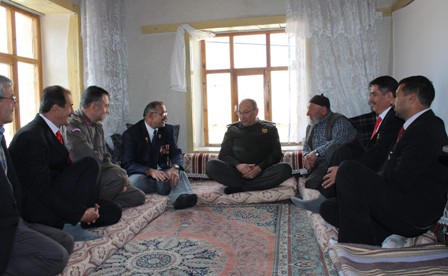 İl Jandarma komutanından şehit ailesine ziyaret