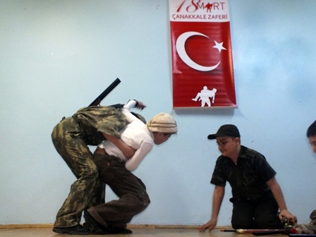 Özel Model "Çanakkale Zaferi" ni kutladı