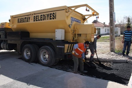 Karatay'da asfalt onarım çalışmaları