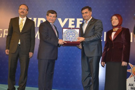 Davutoğlu, Ahde Vefa programında konuştu