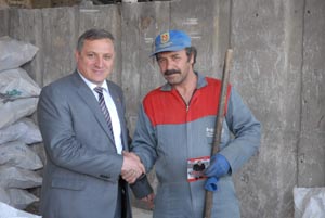 Açıl esnafla buluştu