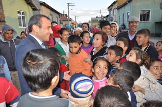 Kaymakam Sonel ziyaretlerini sürdürüyor