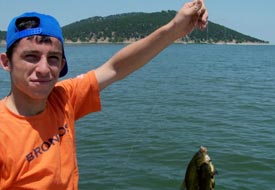 Göl’de amatör balıkçıya sınırlı serbestlik