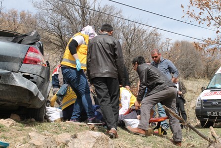 Konya’da otomobil uçuruma yuvarlandı: 4 yaralı