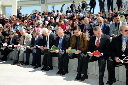 Öğrenciler “okuma saati”nde buluştu