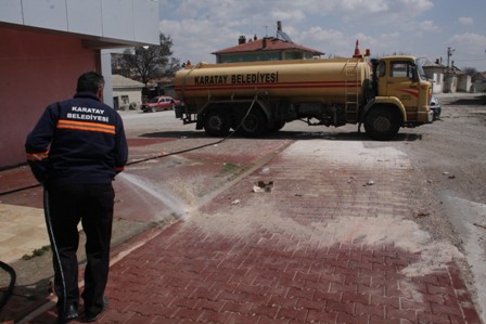 Karatay'da temizlik çalışmaları