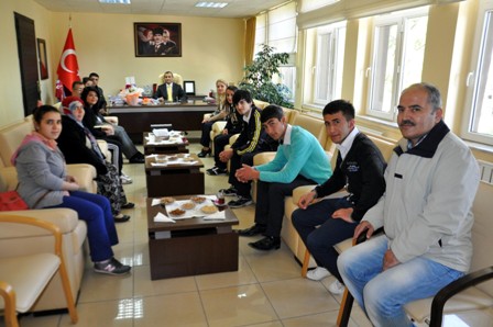 Öğrenci ve velilerden Kaymakam Sonel’e teşekkür