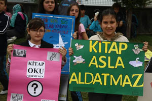 Gençlik'te okuma etkinliği