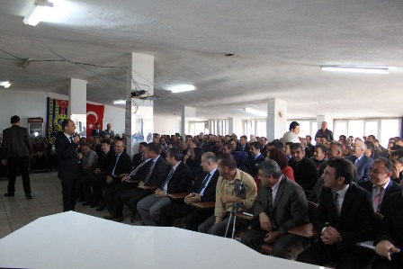 Başkan Özaltun Belediye Çalışanları İle İlk Toplantısını Yaptı