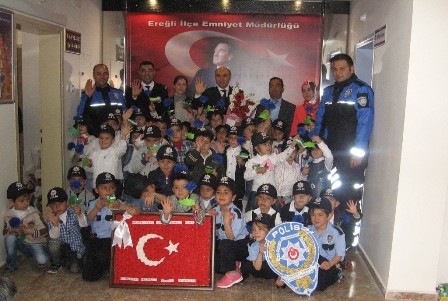 Miniklerden “polis olsam” projesi