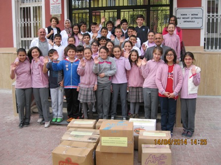 Vali Necati Çetinkaya Orta Okulu’ndan kitap kampanyası