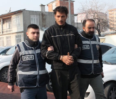 Kızını "ağladığı" için öldürdüğü iddia edilen babaya ceza
