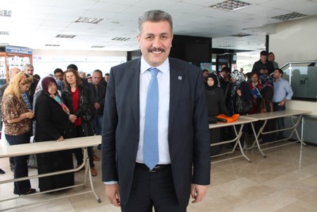 Bin lira hibeyi duyan sıraya koştu