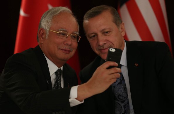 Başbakan Erdoğan'dan selfie fotoğrafı