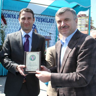 Adese’den  bilinçlendirmeye destek