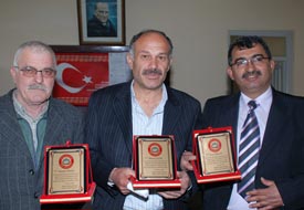 Emekli olan zabıtalara plaket verildi