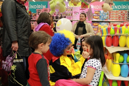 23 Nisan Coşkusu Adese’de Yaşanıyor