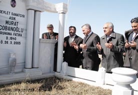 Aşık Murat Çobanoğlu'nu andılar