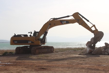 Beyşehir Gölü kıyılarında tahkimat çalışmaları başladı