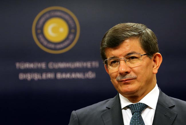 Davutoğlu: Biz bu milletin özgüvenini keşfettik