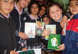 Ahmet Haşhaş İÖO’dan kitap sergisi