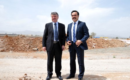 Akyürek ve Öztür yeni Fuar Merkezi’ni yol yapımını inceledi