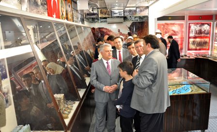 Çanakkale 57.Alay Birliğinin Temsili Sancağı Bu Yıl NÜ'ne Emanet