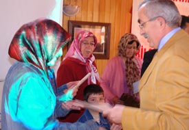 Kursiyerlere belgeleri dağıtıldı