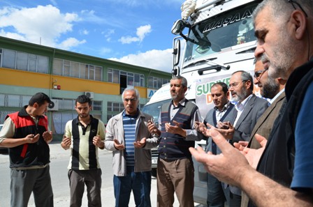 Konya'dan Suriye'ye yardım tırı