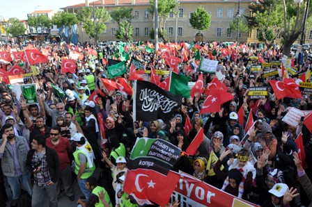 Konya, Mısır’daki idam kararlarına protesto için yürüdü