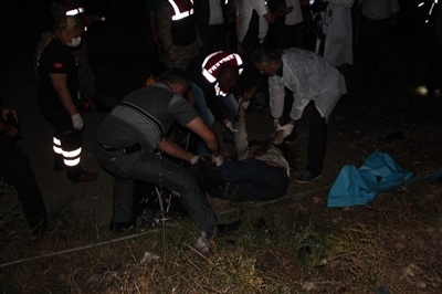 Hatay Dörtyol'da hemzemin geçitteki kaza