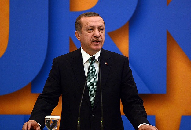 Erdoğan :Danıştay'da bir tiyatro seyrettik