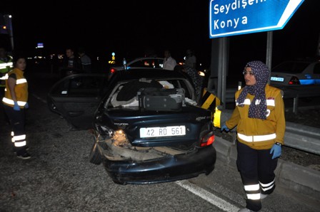 Konya'da 2 otomobil çarpıştı: 7 yaralı