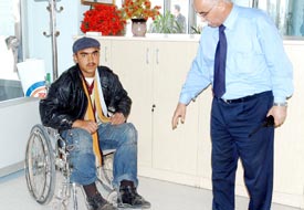 Uyanık dilenci yakayı ele verdi