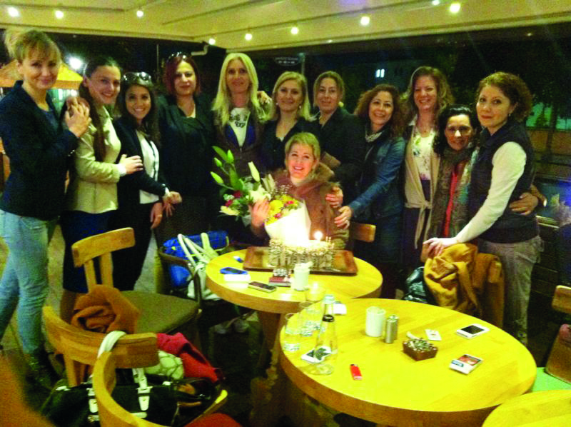 Handan Hanım’a doğum günü sürprizi