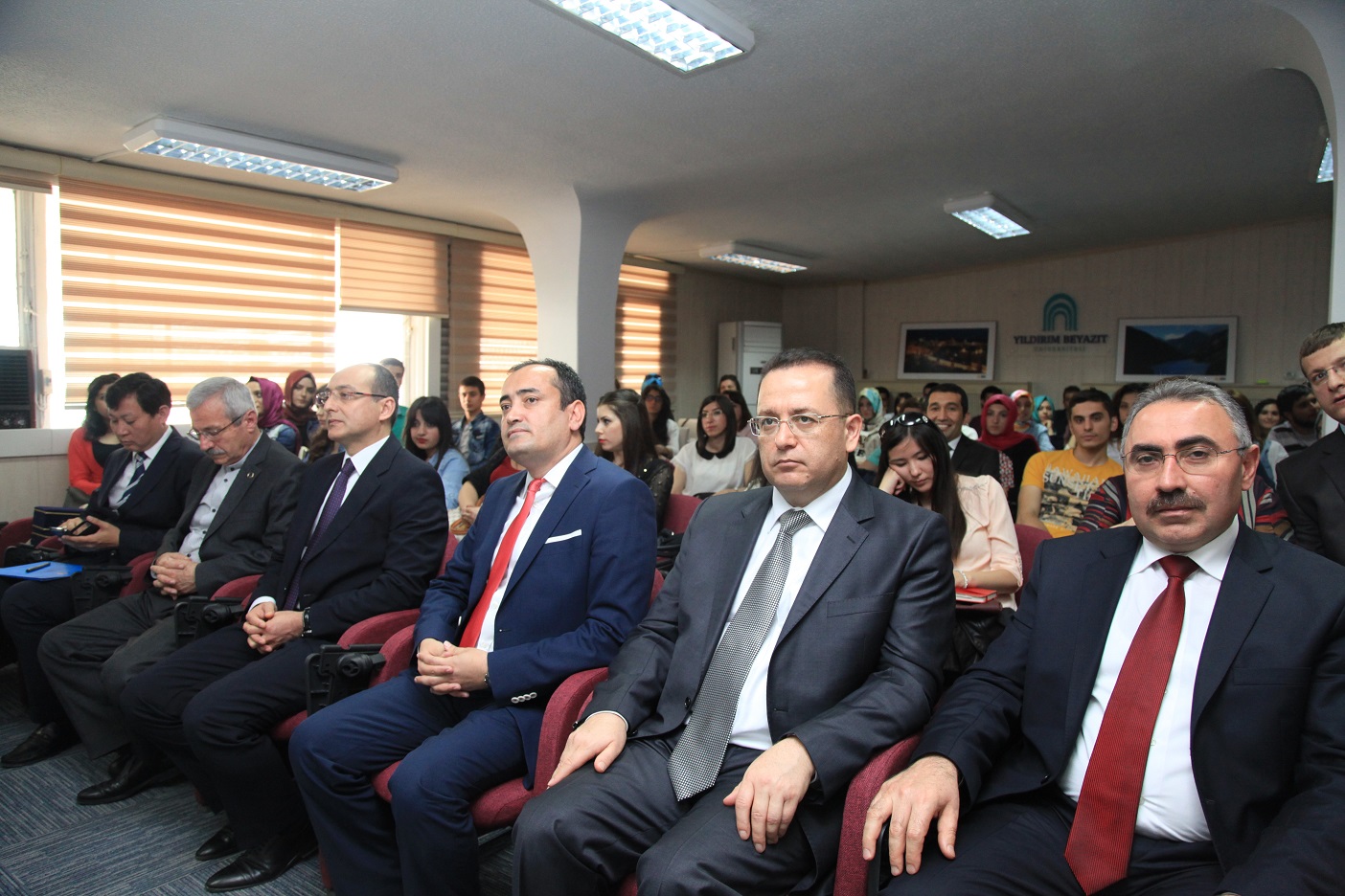 Türkiye-Kazakistan İlişkileri ve Ortak Edebiyatımız konuşuldu