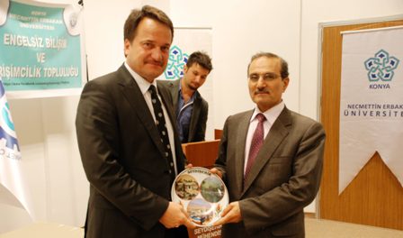 Necmettin Erbakan Üniversitesinden Güncel Dini Meseleler Konferansı