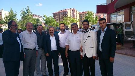 Bahri Uyar oğlunu evlendirdi