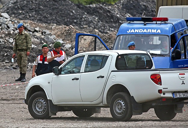 Madende güvenlik önlemleri sürüyor