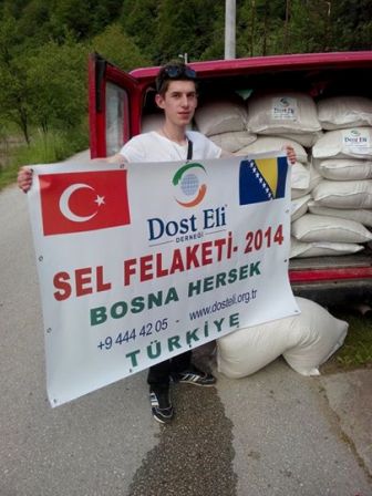 Dost Eli Derneği Bosna’da Yardımlara Başladı