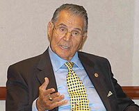 Elekdağ'dan geri adım