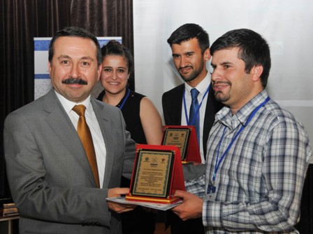 Mühendislik Fakültesinde ödül heyecanı