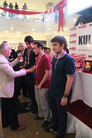 Satranç’ta B.Koyuncu Lisesi farkı