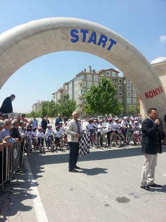 Konya'da "Ödüllü düz bisiklet yarışları"